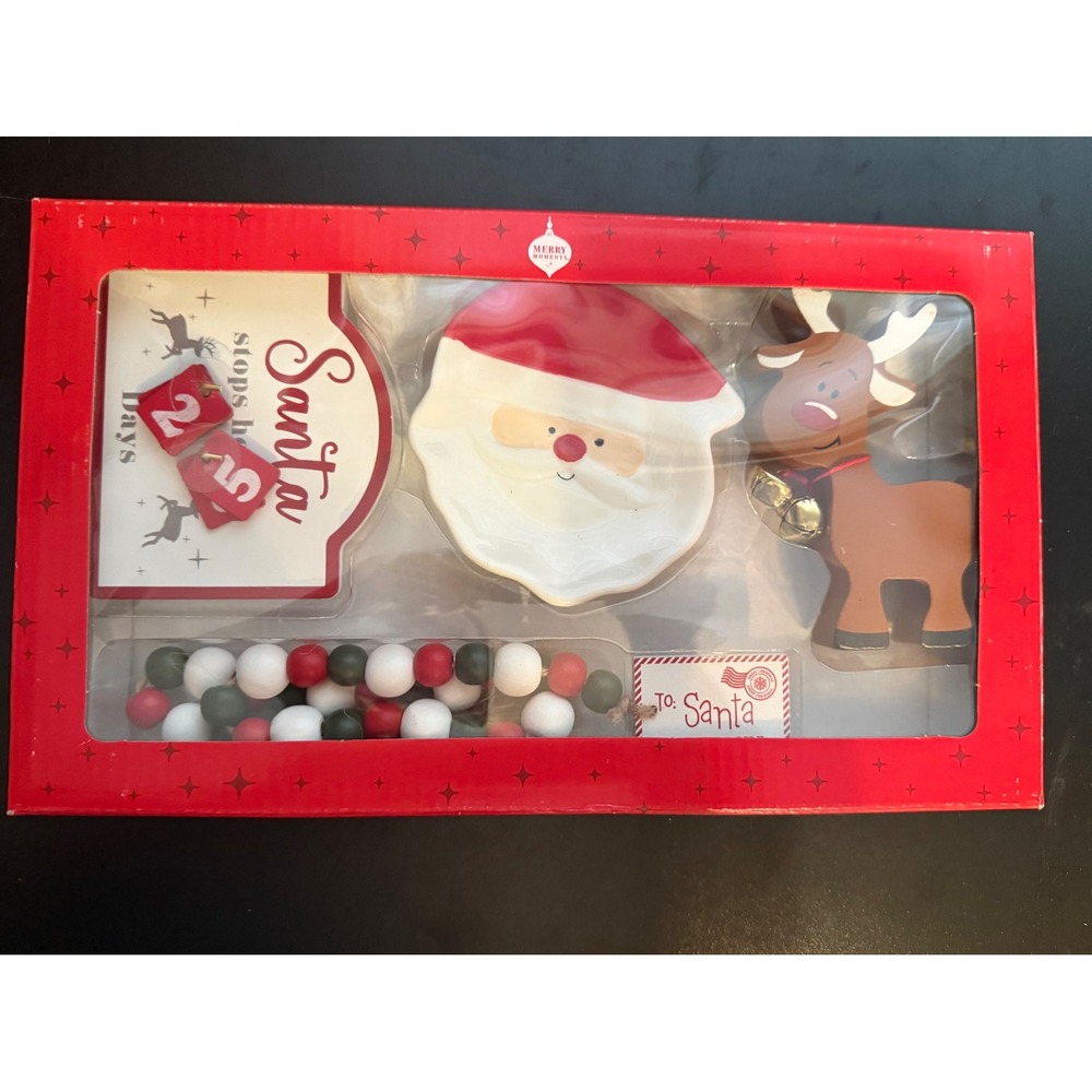 Merry Moments Holiday Tray Objects 4 Piece Set Santa Reindeer Countdown Garland